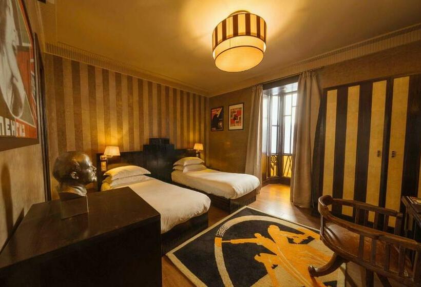 اتاق لوکس, Villa Makassar