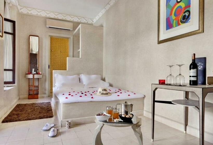 اتاق لوکس, Villa Makassar