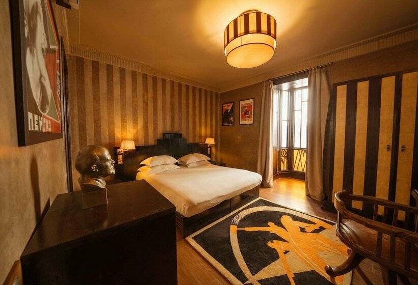 سوییت جونیور, Villa Makassar