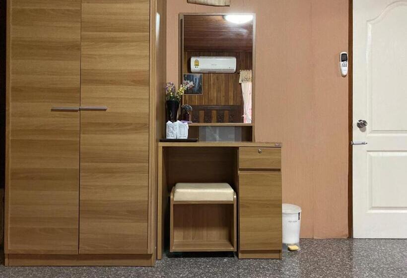 ویلای 3 خوابه, Yuwadee Resort