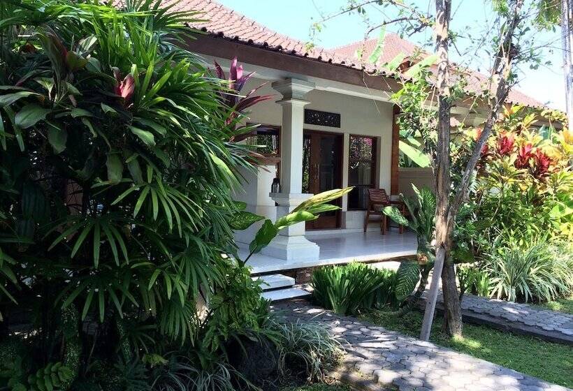 Номер Deluxe, Bumi Ayu Bungalow Sanur