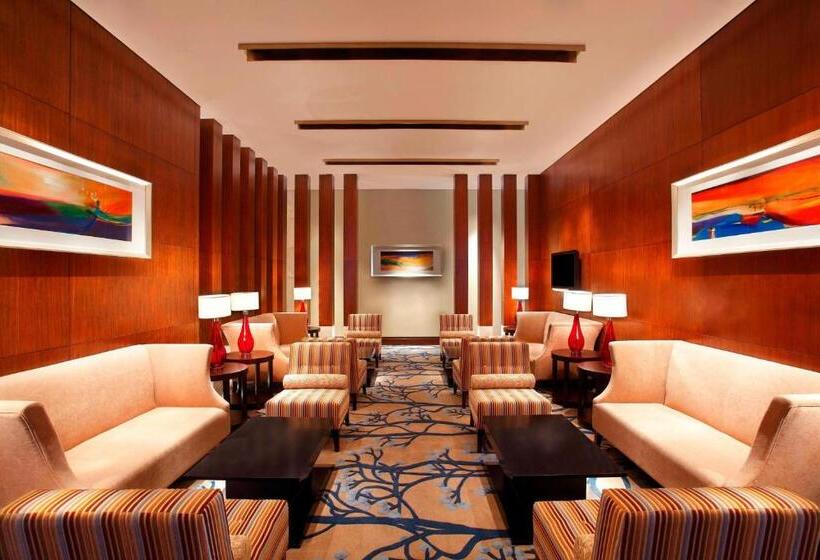 Номер Клуб Кровать Кинг, Sheraton Guangzhou