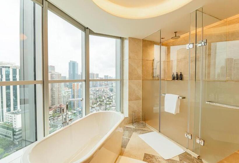 Номер Deluxe Кровать Кинг Вид на Город, Sheraton Guangzhou