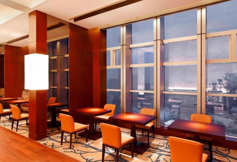 Номер Deluxe Кровать Кинг, Sheraton Guangzhou