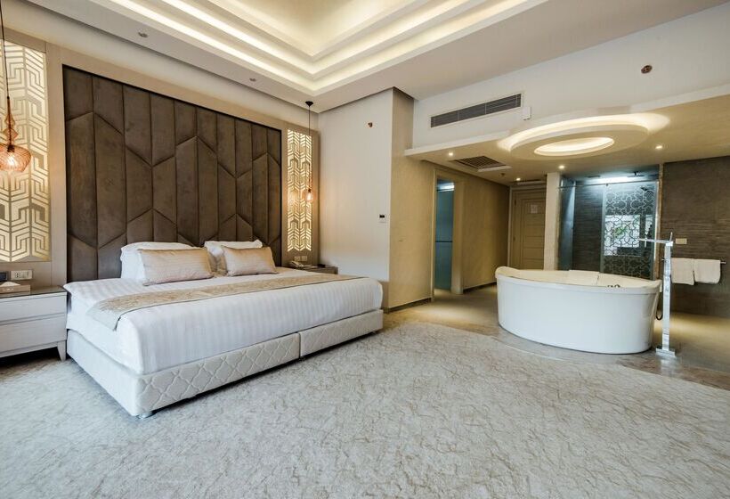سوئیت با وان آب گرم, Kaisol Romance Resort Sahl Hasheesh - Adults Only