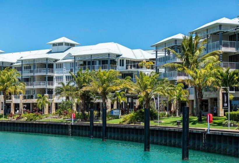 침실 2개 아파트, The Boathouse Apartments