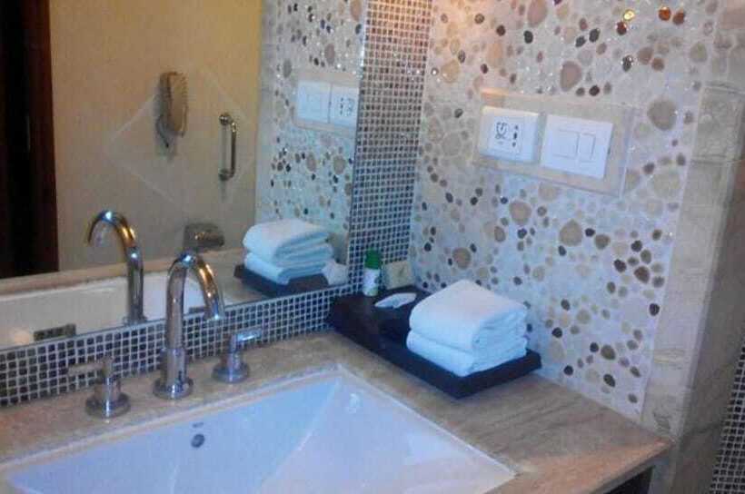 Chambre Club, The Fern, Jaipur