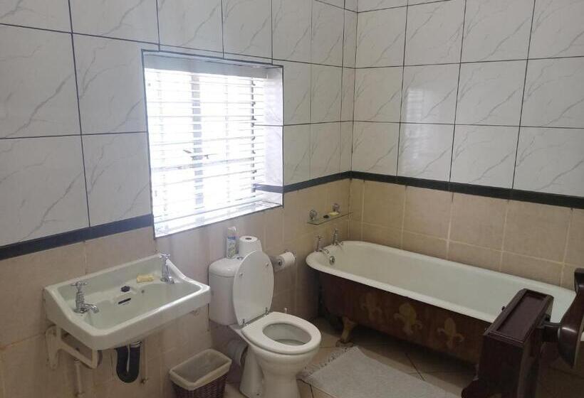 Quarto Estandar, The Old Watchmakers Guest House