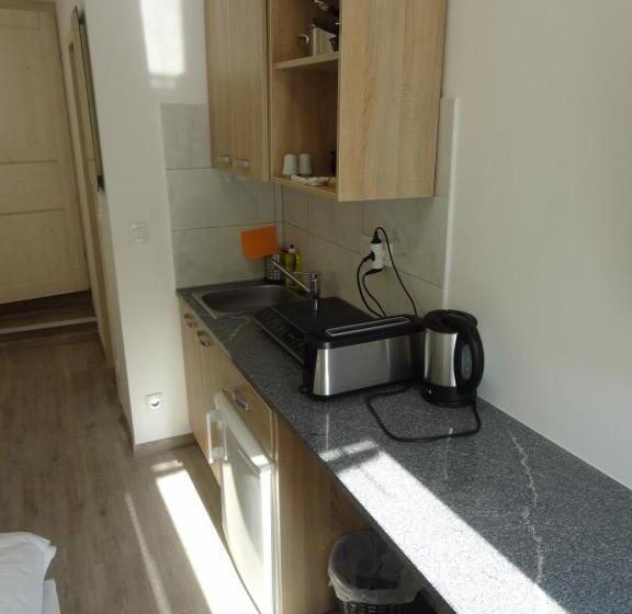 استودیوی لوکس, Tabor   Apartments Rozmanova Street