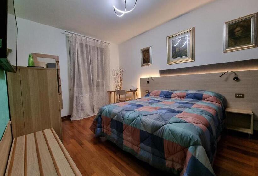 اتاق استاندارد سه نفره, B&b Accanto Al Focolare 2