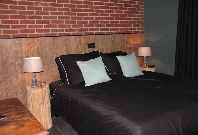 اتاق لوکس, B & B Chawe