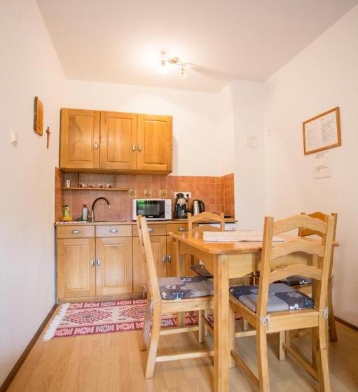 스탠다드 스튜디오 정원 전망, Casa Tibi