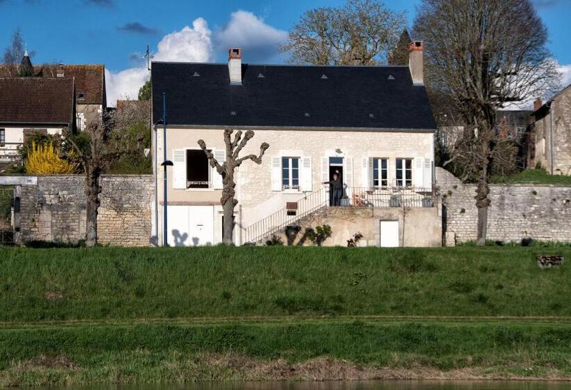 سوییت, En Bord De Loire