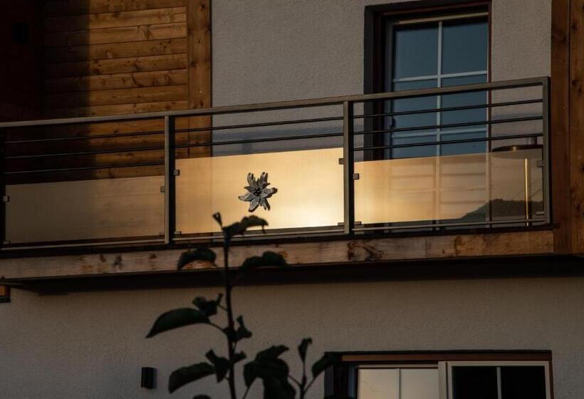 Апартаменты 1 Спальня, Feriendorf Edelweiss