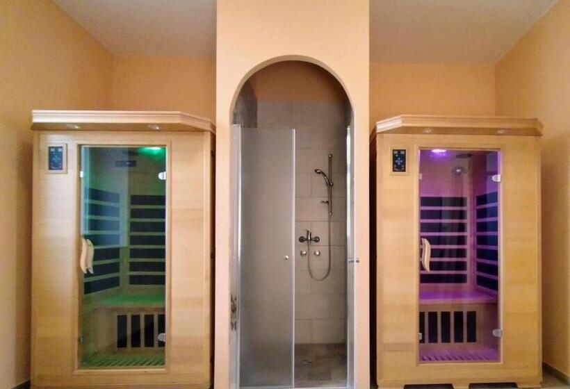 اتاق استاندارد, Balzsam Apartmanház