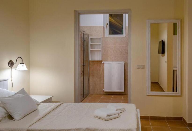 اتاق استاندارد, Balzsam Apartmanház