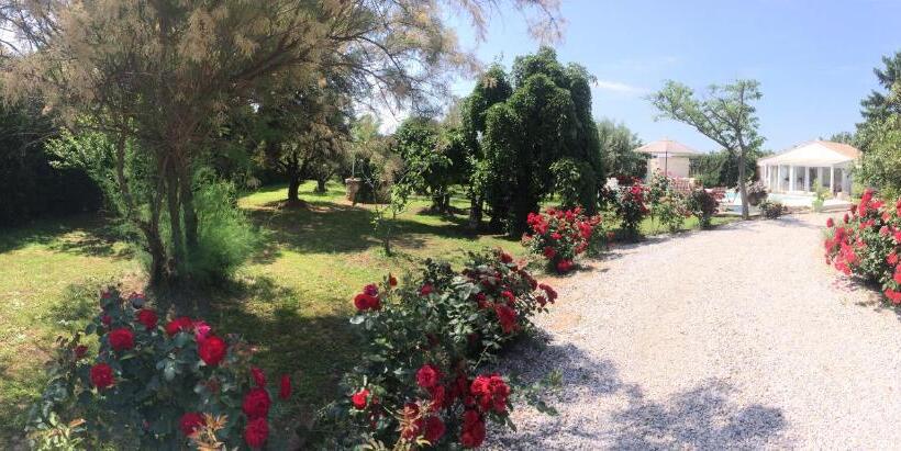 Дом 2 Спальни, Mazet Provençal
