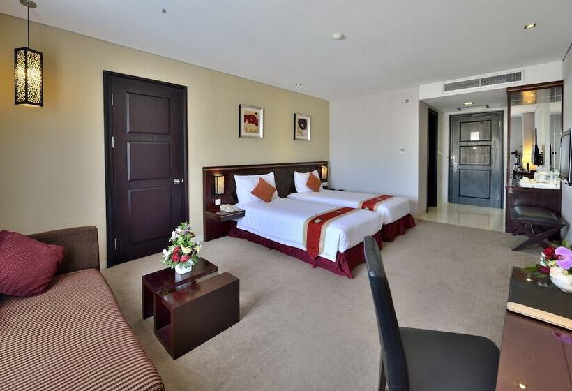 デラックスルーム, Gino Feruci Kebon Jati By Kagum Hotels