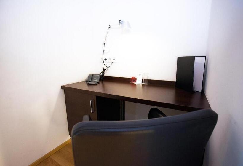 Одноместный Номер Basic, Schwarzer Bar