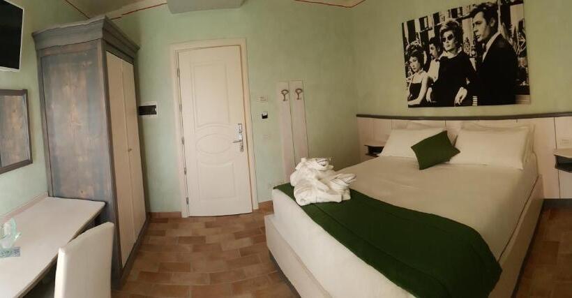 Полулюкс Одноместный с Террасой, Locanda Dolce Vita