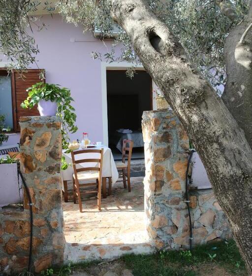 اتاق استاندارد, B&b Campu Moru