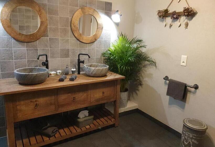Quarto Deluxe, La Villa D Olivène