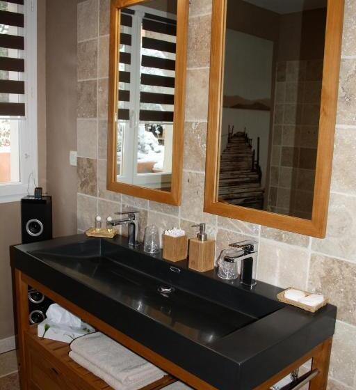 Quarto Deluxe, La Villa D Olivène