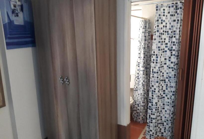 Quarto Economy, 29 Polvy Street