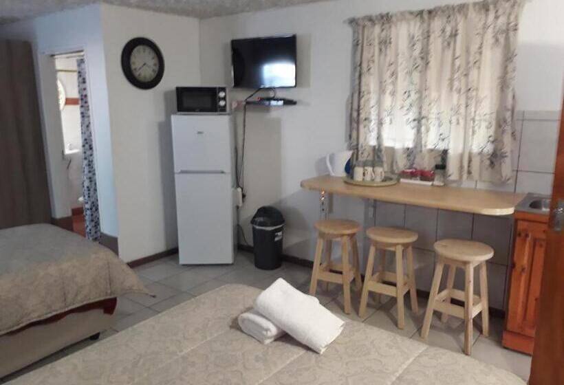 Quarto Economy, 29 Polvy Street