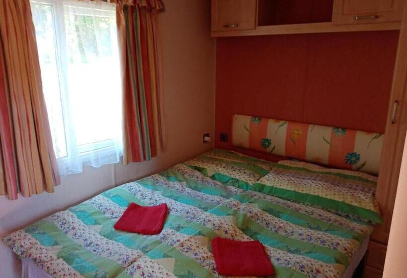 Дом 1 Спальня, Pension Peklo