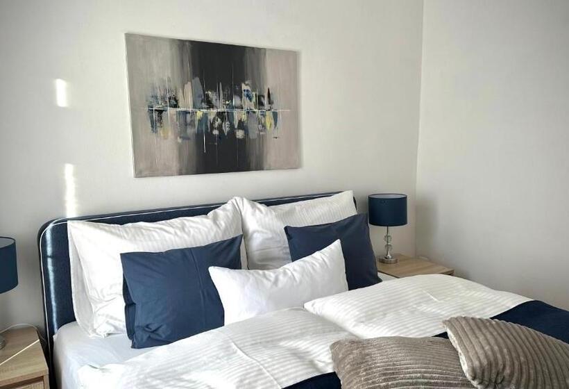 Апартаменты 1 Спальня с Балконом, Apartment Im Grünen