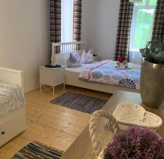 Family Suite, Penzión Astoria