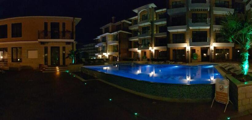 آپارتمان 1 خوابه با چشم‌انداز دریا, Boulevard Sea Residence