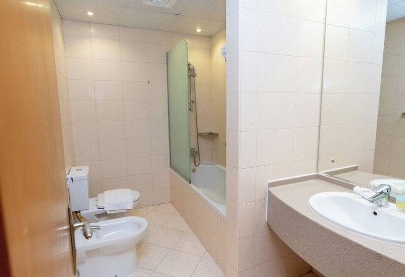 Апартаменты 2 Спальни, Al Raya Hotel Apartments