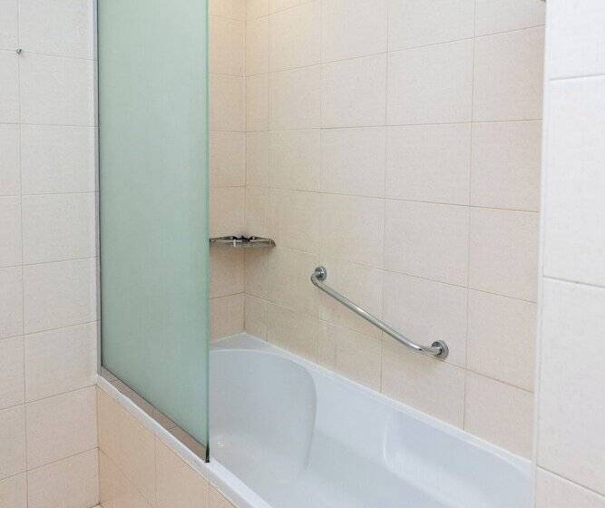 Апартаменты 3 Спальни, Al Raya Hotel Apartments