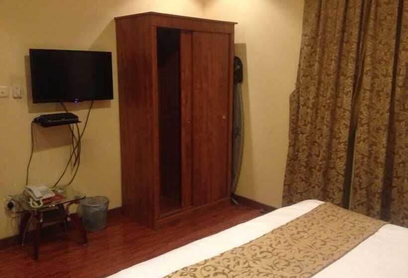 标准工作室, Bait Al Amani Suites