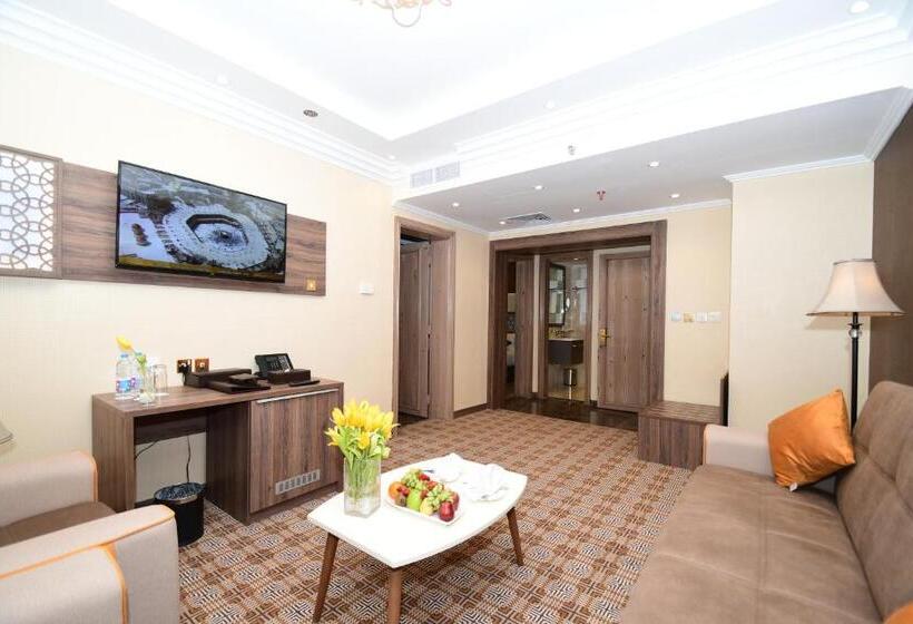 Люкс Вид на Город, Golden Tulip Al Zahabi