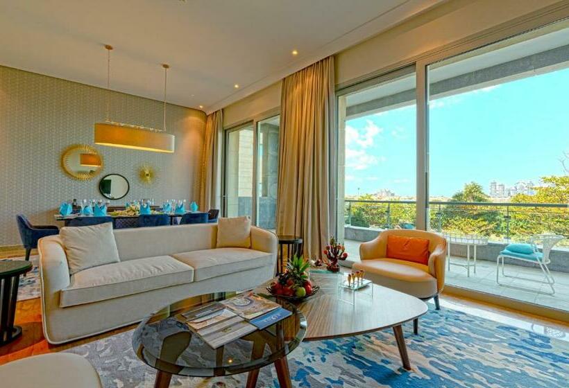 Люкс Deluxe 3 Спальни, Rixos The Palm Hotel & Suites - Ultra All Inclusive