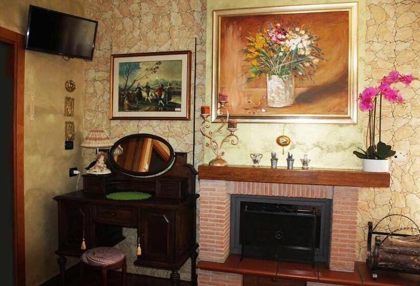 ガーデンビュースタンダードルーム, La Mammola Bed&breakfast