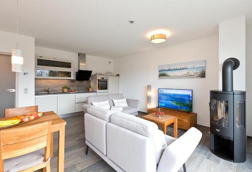 2 Bedrooms Apartment Lake View, Kells Appartements