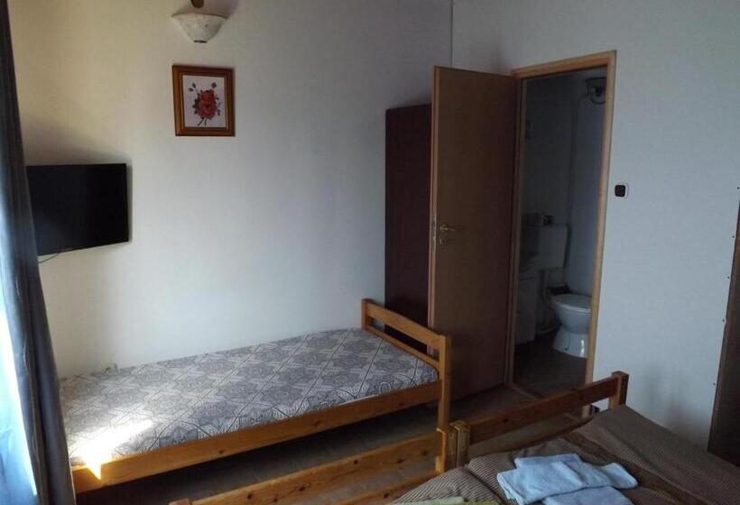 Quarto Estandar, Napos Vendégház