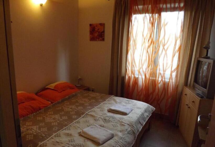 Quarto Estandar, Napos Vendégház