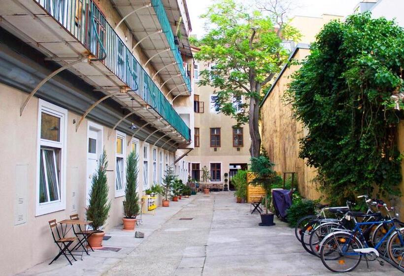 اتاق اکونومی, Metro Apartments Vienna