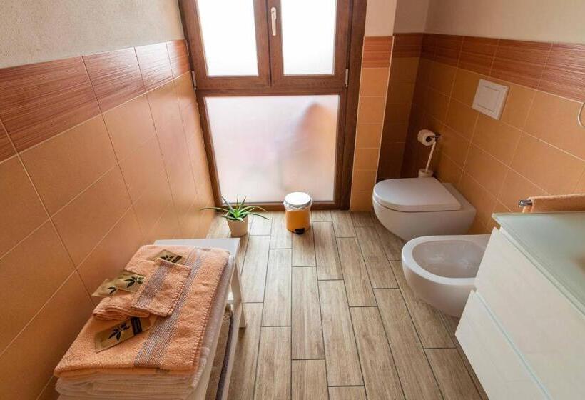 Номер Стандарт Вид на Сад, B&b Alla Roggetta