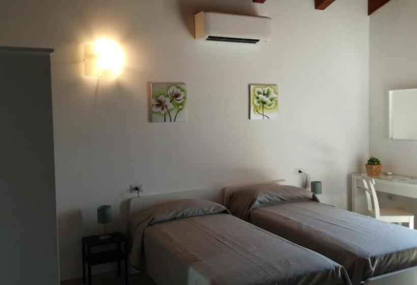 Семейный Номер Deluxe, B&b Villa Di Bartolomeo