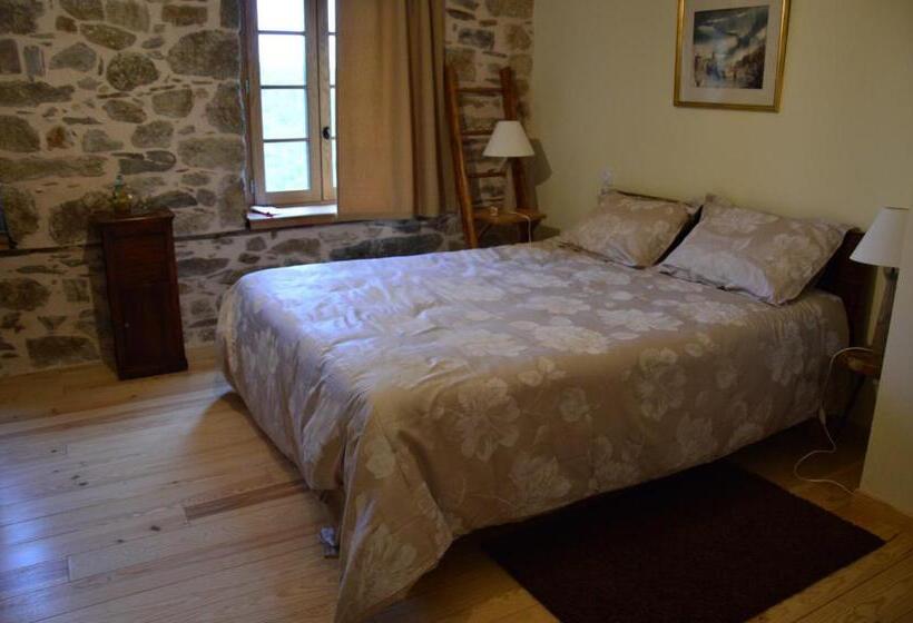 Номер Стандарт Вид на Горы, Chambres Et Table D Hôtes Du Péré