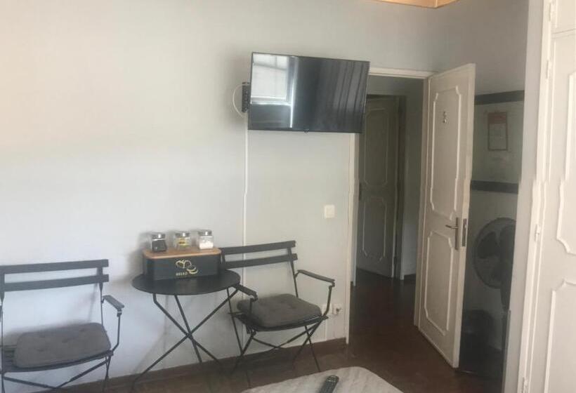اتاق استاندارد, Miguel Torga Room