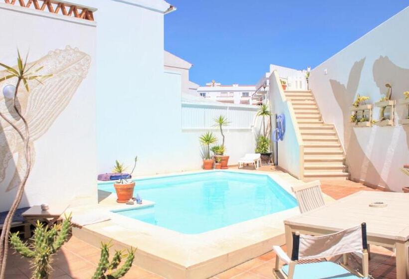 اتاق استاندارد با سرویس بهداشتی مشترک, Ericeira Soulsurfers Guesthouse