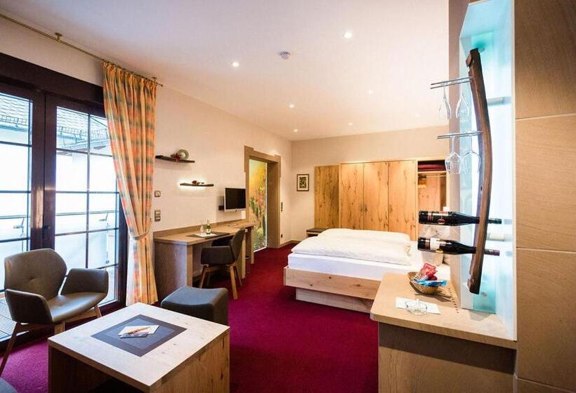 Номер Deluxe с Балконом, Weinhotel Offenstein Erben