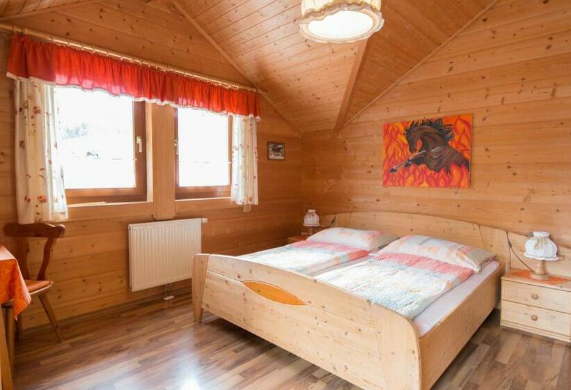 Quarto Estandar com Sacada, Reiterbauernhof Maho